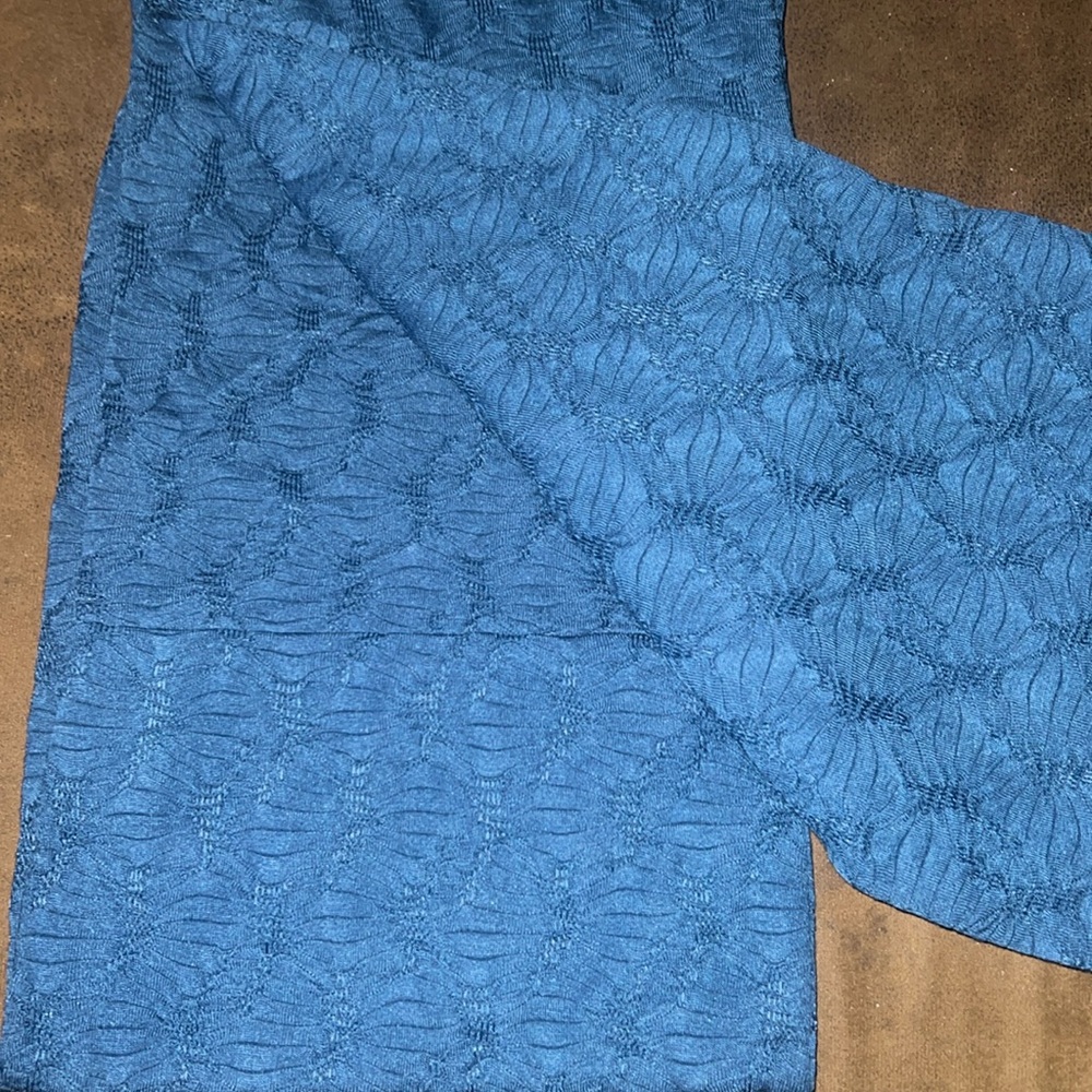 NWT Ladies’ Sholdit Infinity Scarf